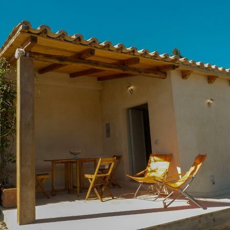 La Casa Del Miele Di Borgo Carbone Villa Locri Exterior photo